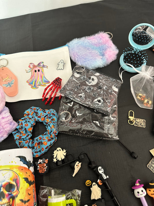 Women's t-shirt grab bag